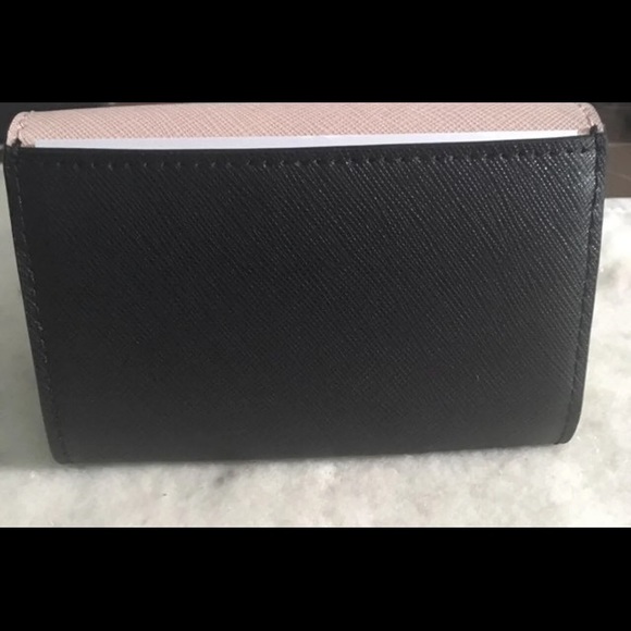 Kate Spade Laurel Way Christine Wallet - Picture 4 of 6